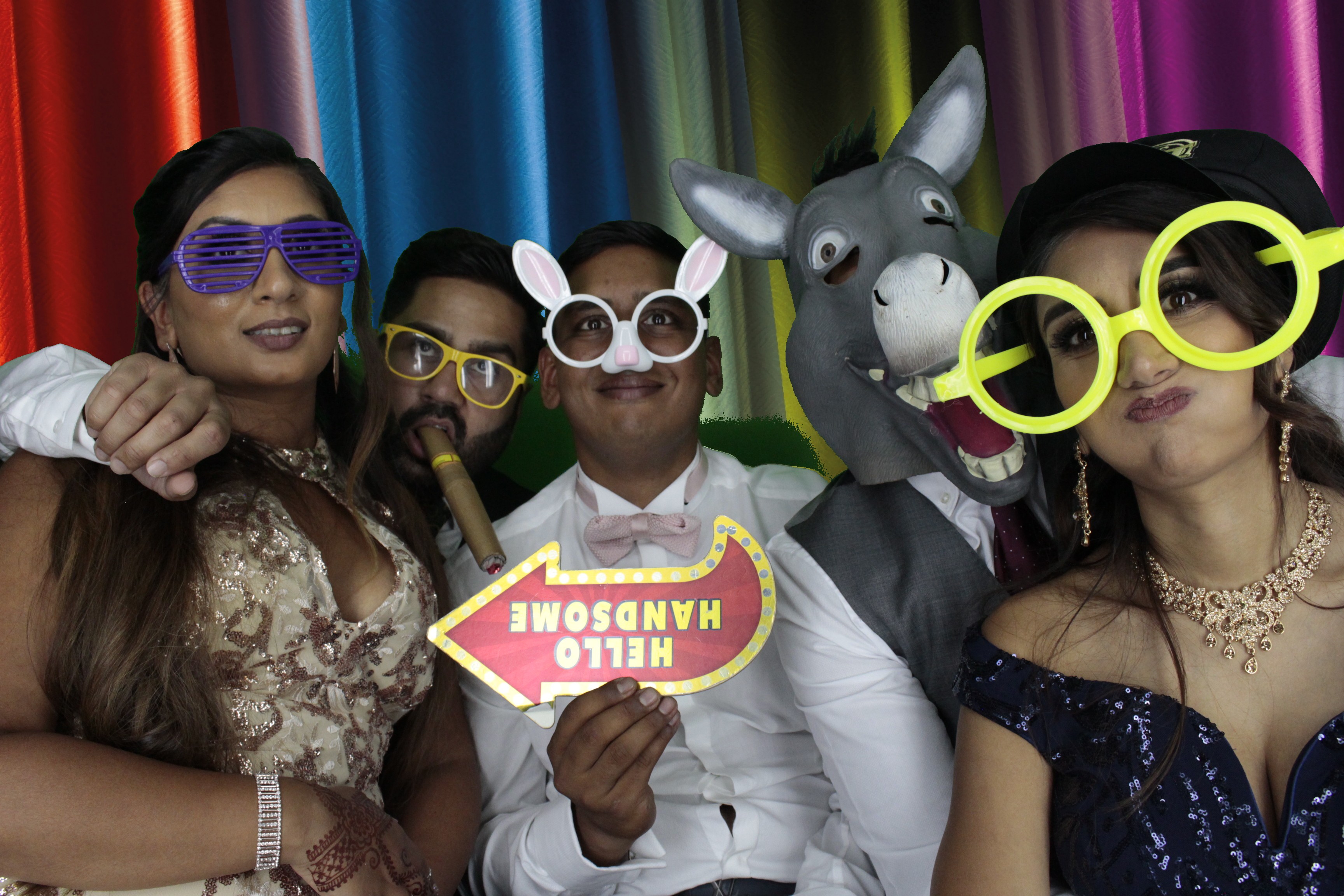 Bhavin & Yasmin’s Wedding | View more photos from the event at gallery.myphotoboothexperience.co.uk/u/MyPhotoBoothExperienceLtd/Bhavin-Yasmin’s-Wedding